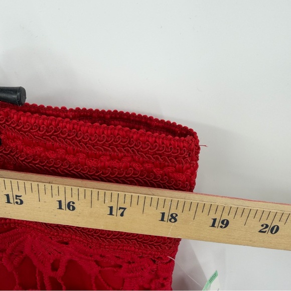 NWT Simply Emma SKIRT Red Lace Knee Length Pencil Sz 1X Form Fitting - Picture 5 of 9